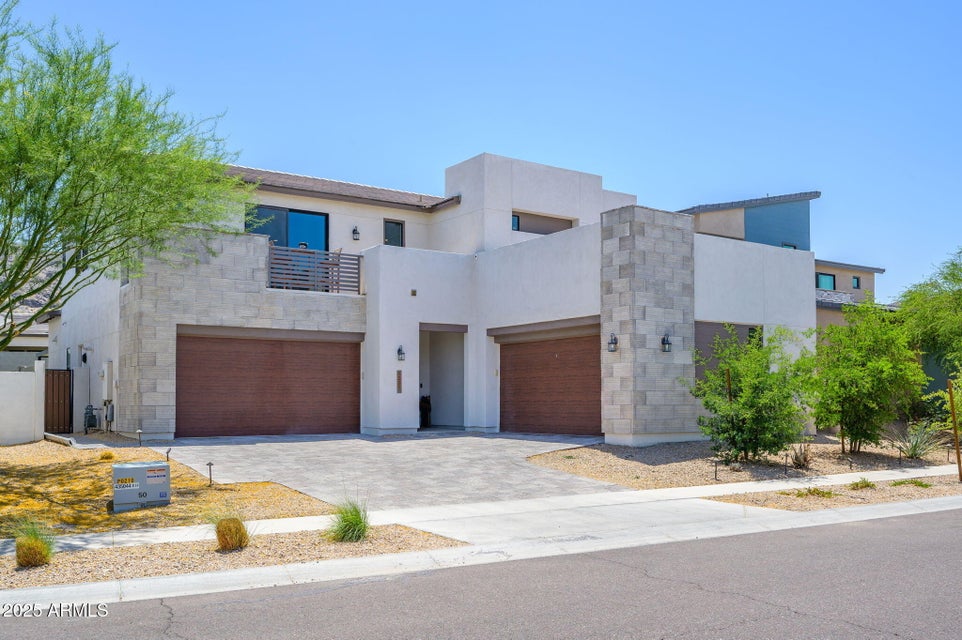1221 East Paseo Way