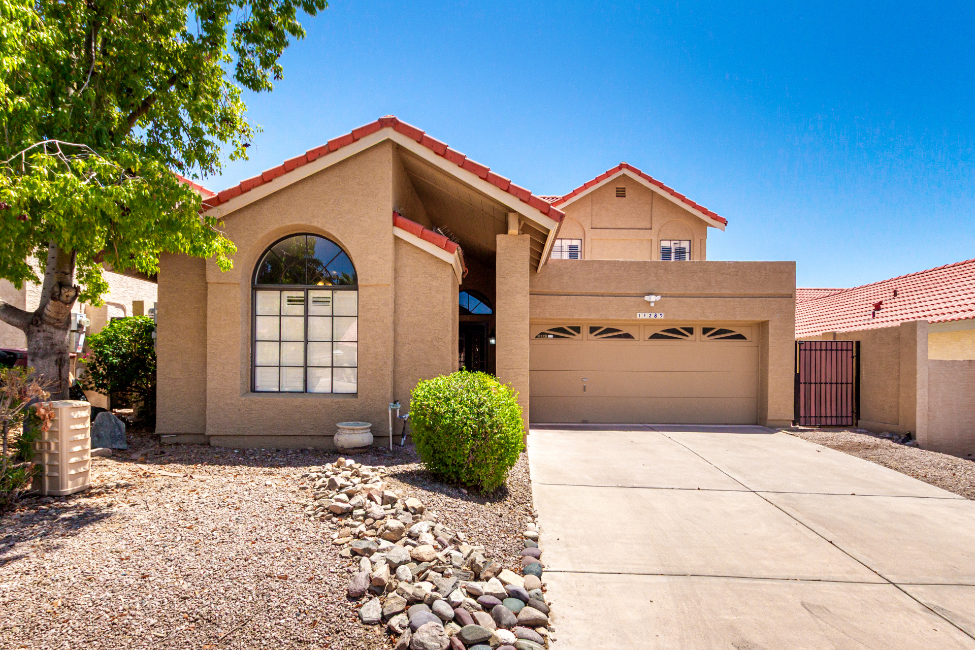 11289 East Sunnyside Drive