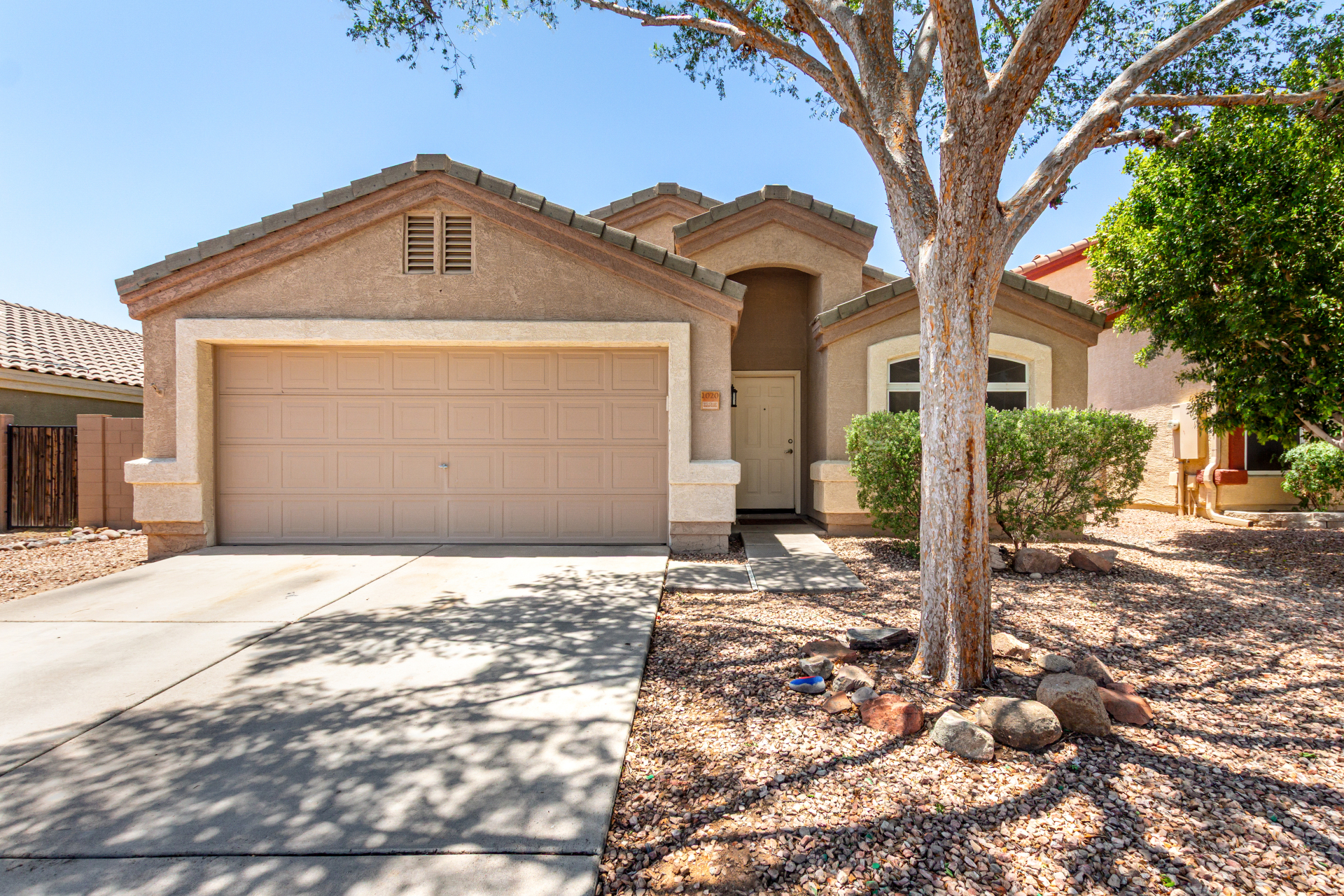 1020 South Esmeralda